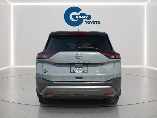 Boulder Gray Pearl 2023 Nissan Rogue SL