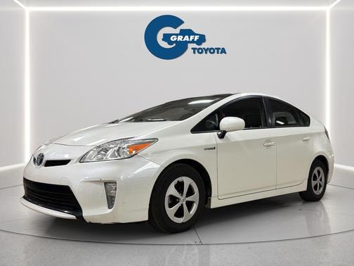 Blizzard Pearl 2015 Toyota Prius Three