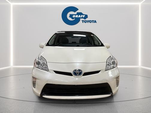 Blizzard Pearl 2015 Toyota Prius Three