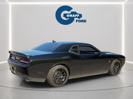 Pitch Black Clearcoat 2021 Dodge Challenger R/T Scat Pack