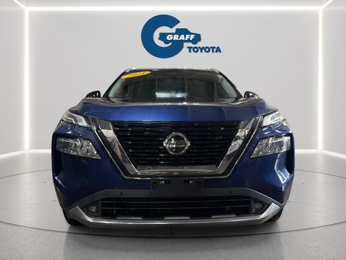 Caspian Blue Metallic/Super Black 2021 Nissan Rogue Platinum