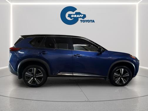 Caspian Blue Metallic/Super Black 2021 Nissan Rogue Platinum