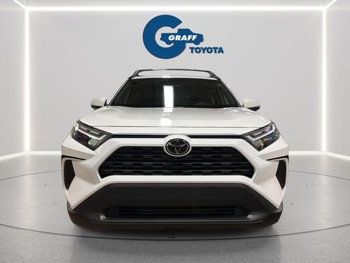 Ice Cap 2023 Toyota RAV4 XLE