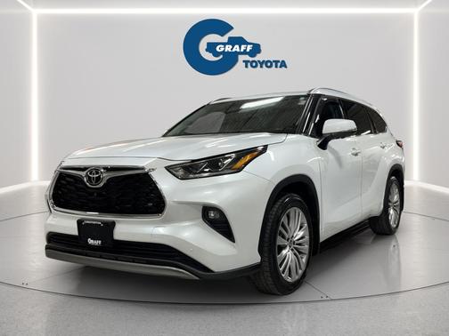 Wind Chill Pearl 2023 Toyota Highlander Platinum