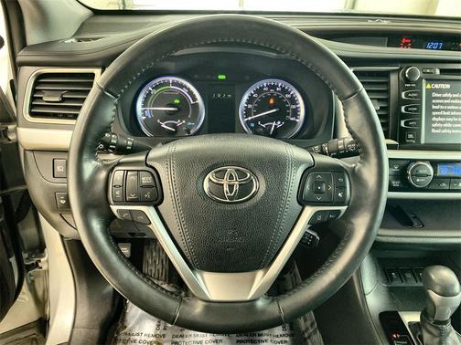 2019 Toyota Highlander Hybrid Platinum