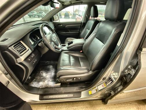 2019 Toyota Highlander Hybrid Platinum