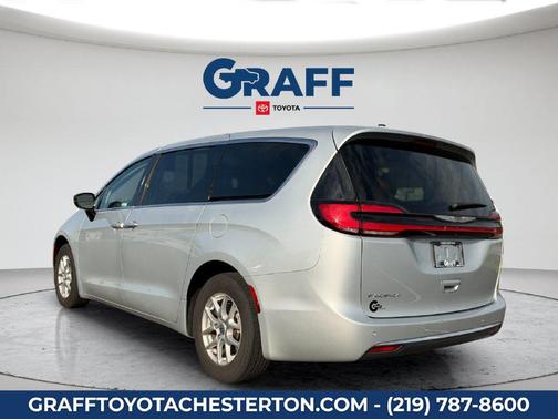 Silver Mist Clearcoat 2024 Chrysler Pacifica Touring L