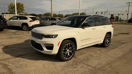 2022 Jeep Grand Cherokee 4xe Summit Reserve