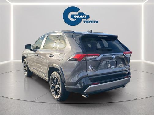 2022 Toyota RAV4 Hybrid SE