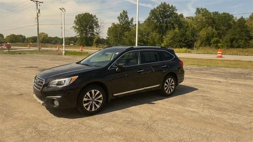 2017 Subaru Outback 2.5i Touring