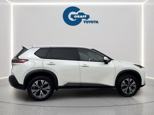 Pearl White Tricoat 2023 Nissan Rogue SV