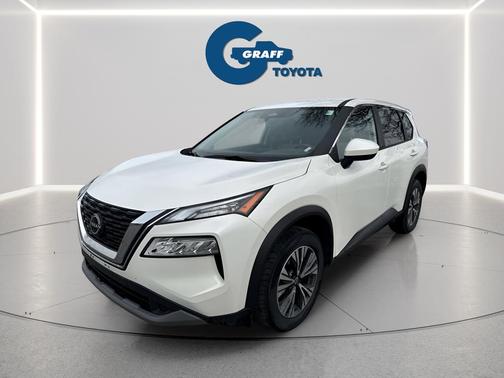Pearl White Tricoat 2023 Nissan Rogue SV