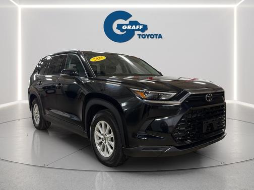 Midnight Black Metallic 2025 Toyota Grand Highlander XLE
