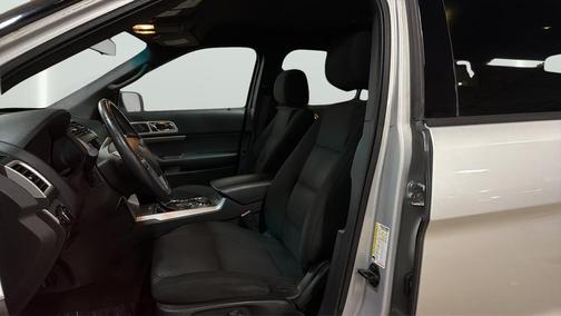 INGOT SILVER METALLIC 2014 Ford Explorer XLT