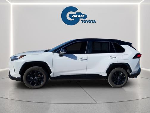Wind Chill Pearl/Midnight Black Metallic 2023 Toyota RAV4 Hybrid SE