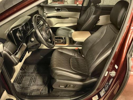 2022 Kia Carnival LXS