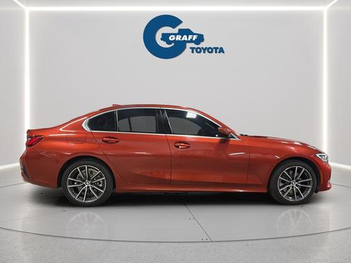Sunset Orange Metallic 2019 BMW 330 xDrive