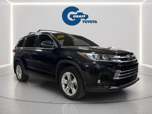 Midnight Black Metallic 2019 Toyota Highlander Limited