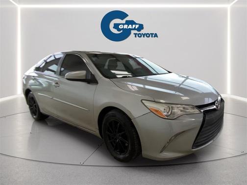 2016 Toyota Camry XLE