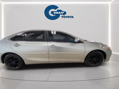 2016 Toyota Camry XLE