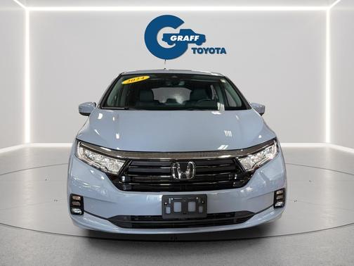 Sonic Gray Pearl 2024 Honda Odyssey Touring
