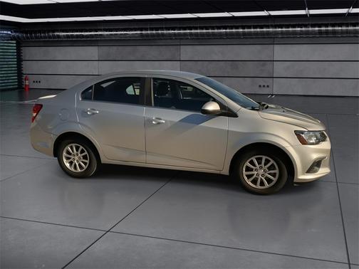 2019 Chevrolet Sonic LT