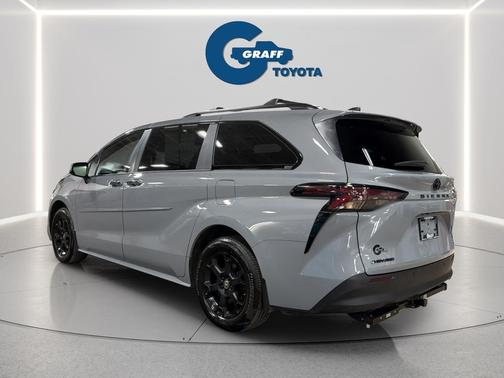 Cement 2025 Toyota Sienna Woodland Edition