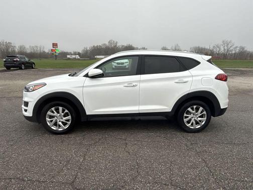 White Pearl 2019 Hyundai TUCSON Value