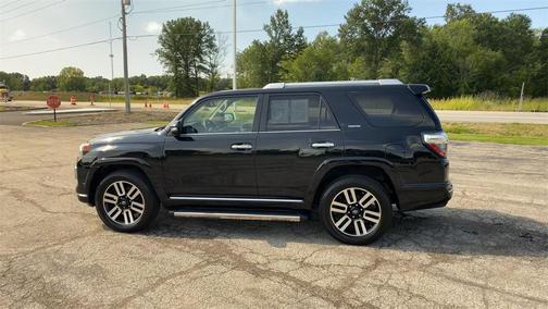 2019 Toyota 4Runner SR5