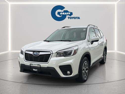 Crystal White Pearl 2021 Subaru Forester Premium
