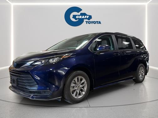 Blueprint 2024 Toyota Sienna LE
