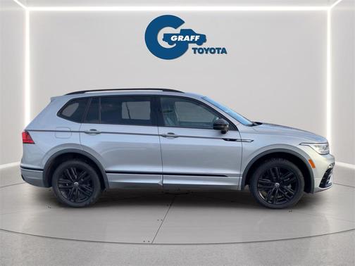 2022 Volkswagen Tiguan 2.0T SE R-Line Black 4MOTION