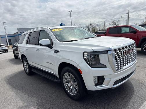 White Frost Tricoat 2021 GMC Yukon Denali
