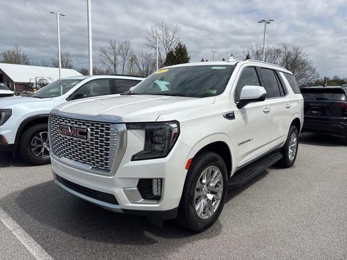 White Frost Tricoat 2021 GMC Yukon Denali