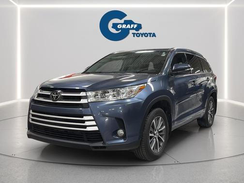Shoreline Blue Pearl 2018 Toyota Highlander XLE