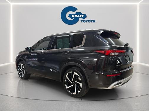 Black Diamond 2022 Mitsubishi Outlander SEL S-AWC