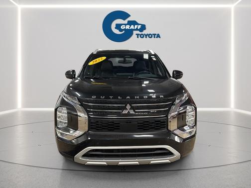 Black Diamond 2022 Mitsubishi Outlander SEL S-AWC