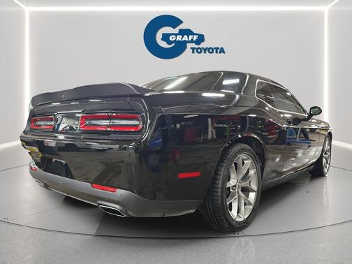 Pitch Black Clearcoat 2023 Dodge Challenger GT