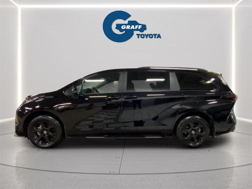 2026 Toyota Sienna Woodland Edition