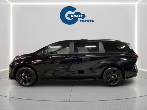 2026 Toyota Sienna Woodland Edition