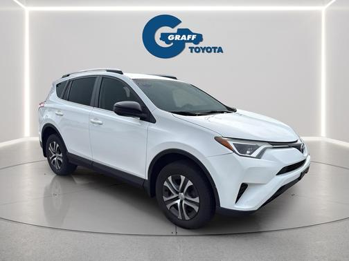 Super White 2016 Toyota RAV4 LE