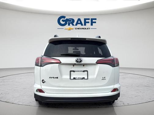Super White 2016 Toyota RAV4 LE