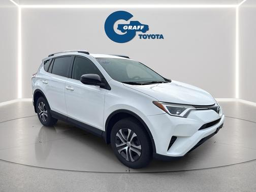 Super White 2016 Toyota RAV4 LE