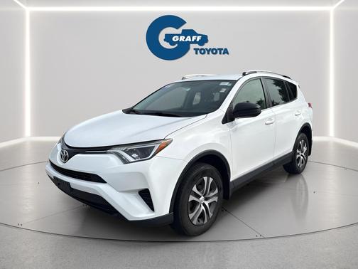 Super White 2016 Toyota RAV4 LE