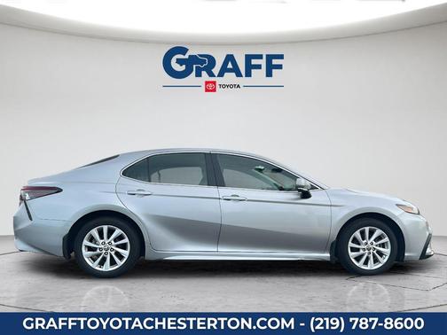 Celestial Silver Metallic 2024 Toyota Camry SE
