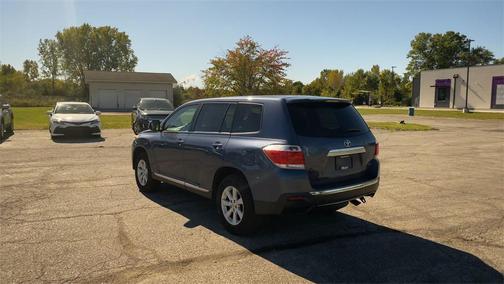 2013 Toyota Highlander SE
