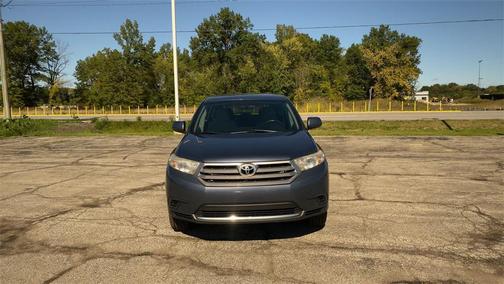2013 Toyota Highlander SE