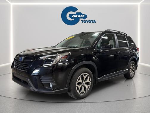 Crystal Black Silica 2023 Subaru Forester Premium