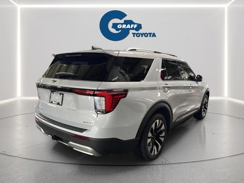 SPACE WHITE METALLIC 2025 Ford Explorer Platinum