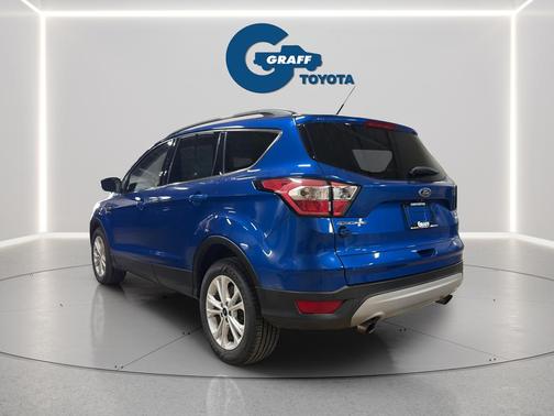 LIGHTNING BLUE METALLIC 2017 Ford Escape SE